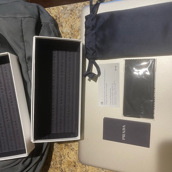 BRAND NEW AUTHENTIC PRADA SUNGLASSES - Picture 9 of 10